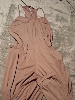 Favorite JUMPSUIT And CoLOR, Key Hole BackSHEIN Mauve Sleeveless Cutout Jumpsuit